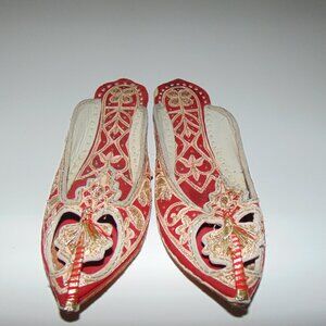 Handcrafted Moroccan-Style Red Embroidered Slippers – Size 6-7